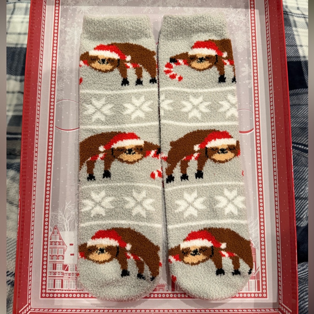 Christmas Sloth Fuzzy Socks (Brand New)